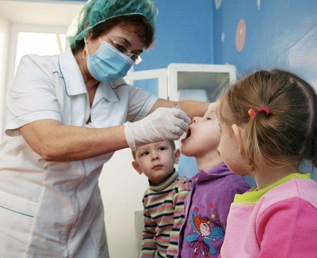 Дети поддерживают высокую заболеваемость гриппом и ОРВИ